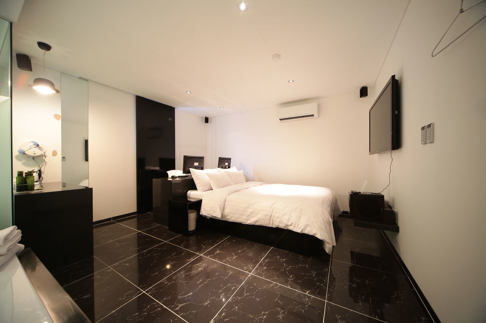 Hotel Pop Jongno Séoul Extérieur photo