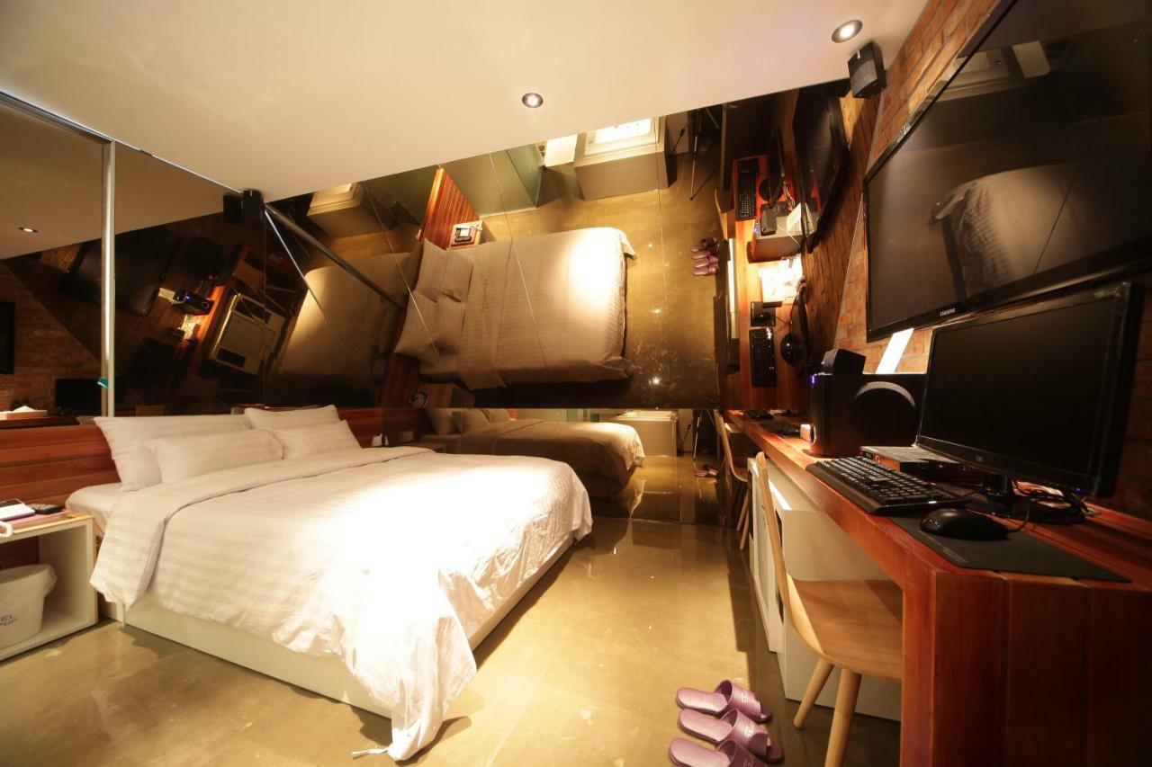 Hotel Pop Jongno Séoul Extérieur photo