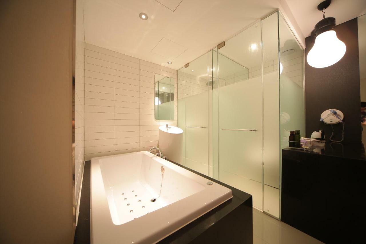 Hotel Pop Jongno Séoul Extérieur photo