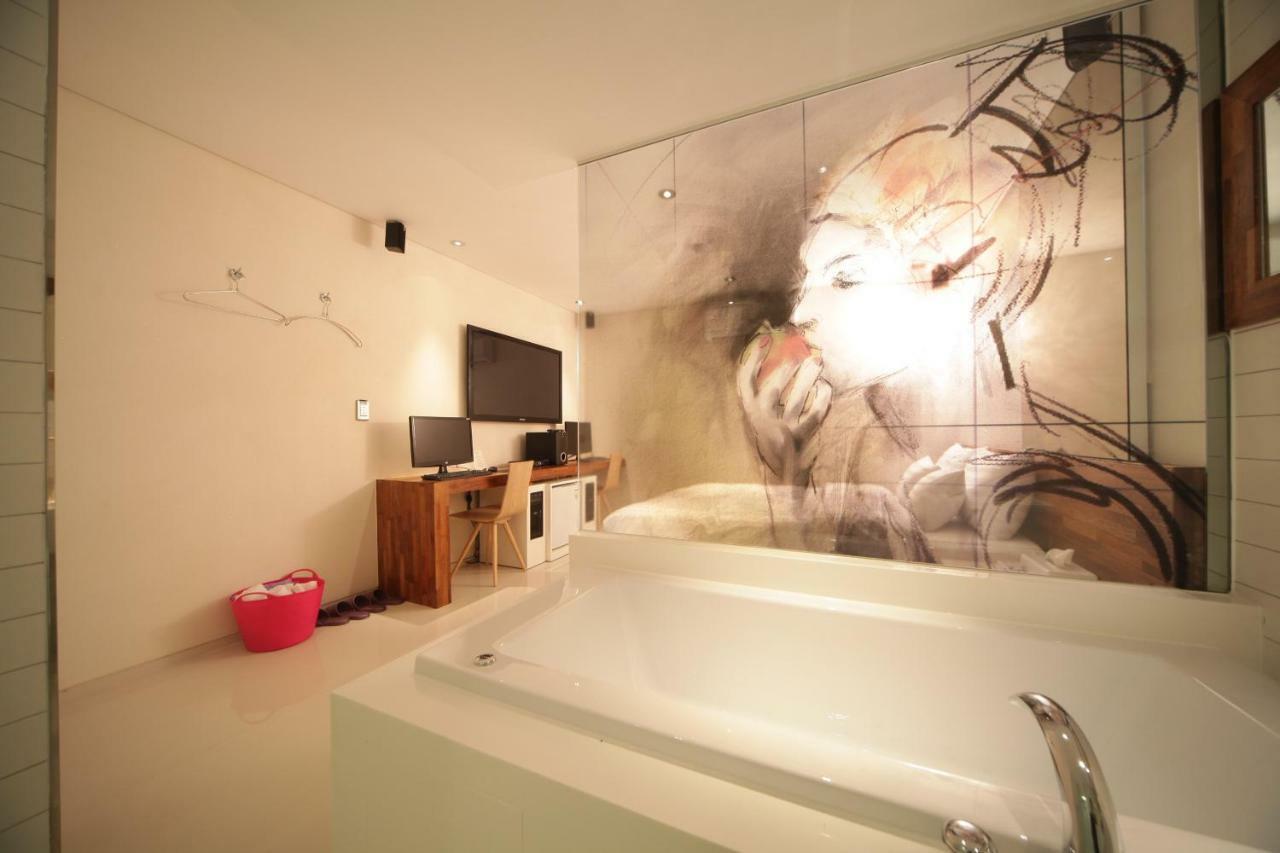 Hotel Pop Jongno Séoul Extérieur photo