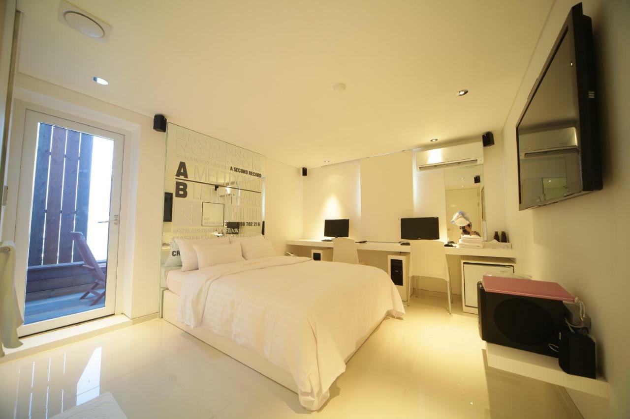 Hotel Pop Jongno Séoul Extérieur photo